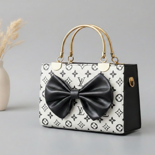 Checkered Handbag _ White and Black